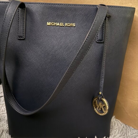 Lightly Used Large Michael Kors Navy Tote Bag - Picture 1 of 3